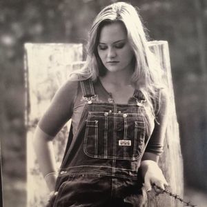 Meet your Posher, Halley